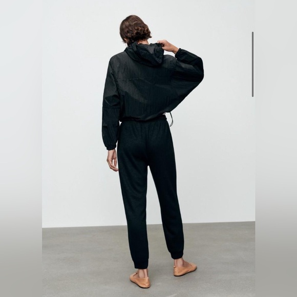 Zara Cropped Packable Black Rain Jacket Size Medium - Picture 4 of 16